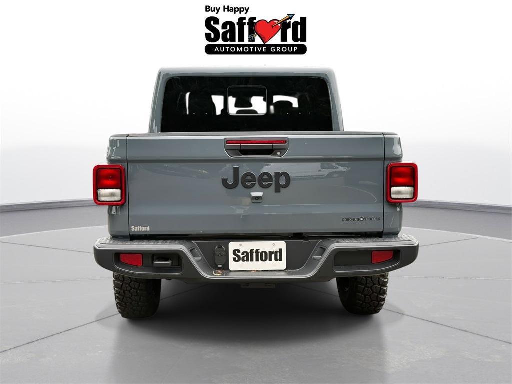 new 2025 Jeep Gladiator car, priced at $43,064