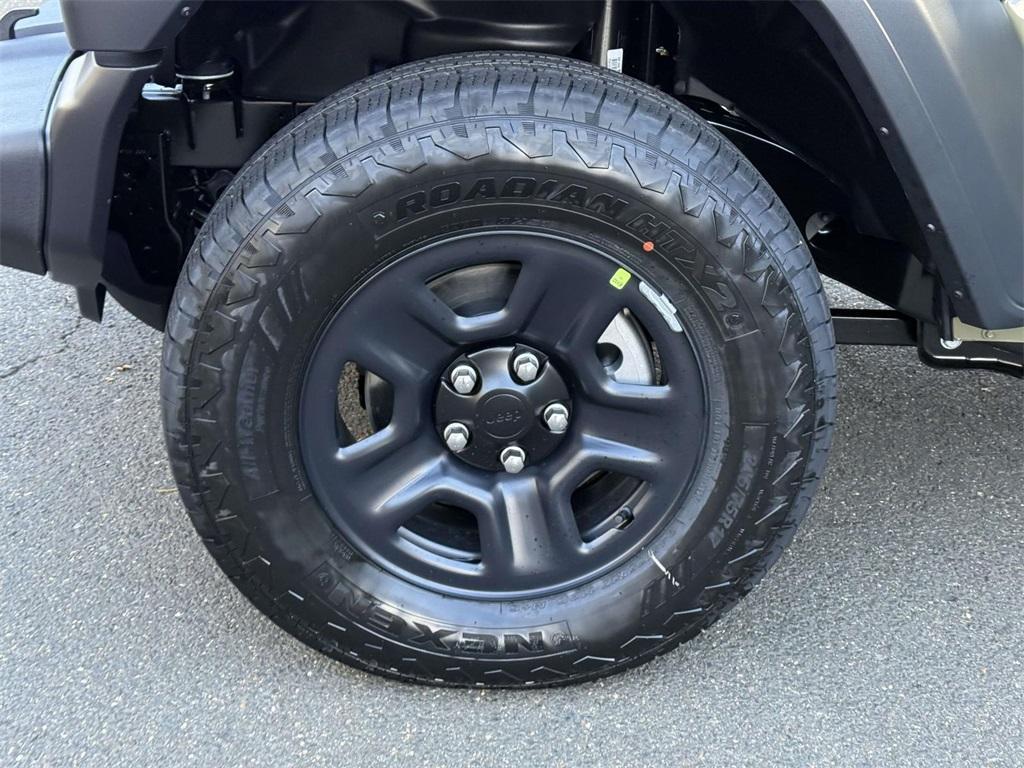 new 2026 Jeep Wrangler car, priced at $37,567