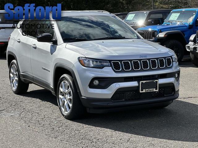 new 2024 Jeep Compass car, priced at $23,500