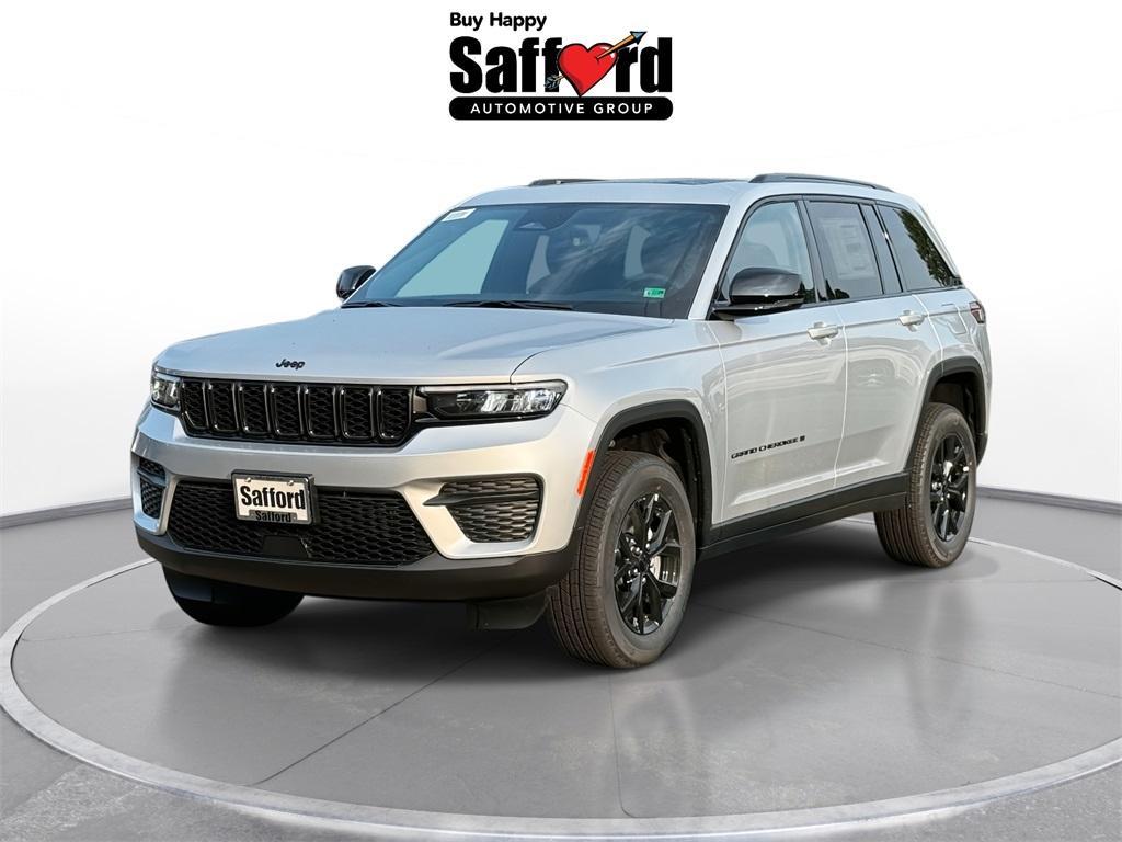 new 2025 Jeep Grand Cherokee car, priced at $37,384