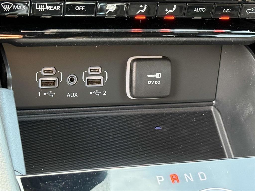 new 2025 Jeep Grand Cherokee car, priced at $37,384