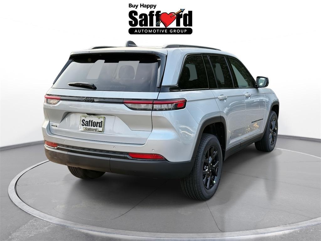 new 2025 Jeep Grand Cherokee car, priced at $37,384
