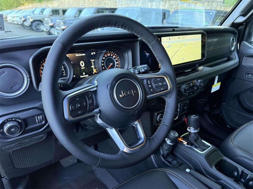 new 2025 Jeep Wrangler car, priced at $48,432