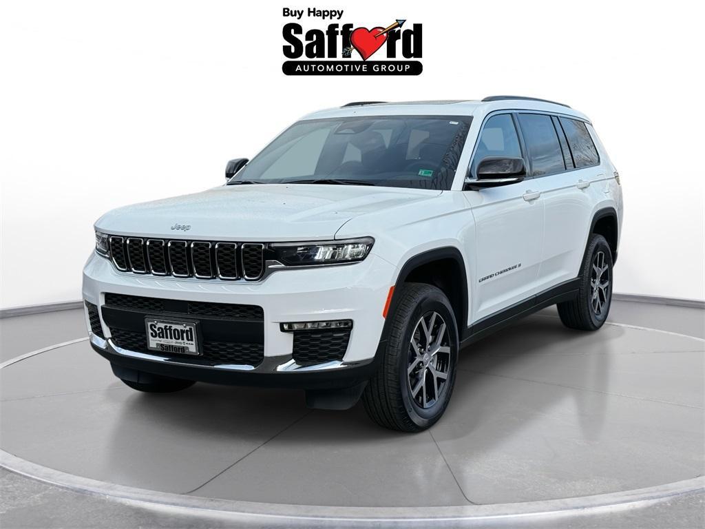 new 2025 Jeep Grand Cherokee L car, priced at $44,040