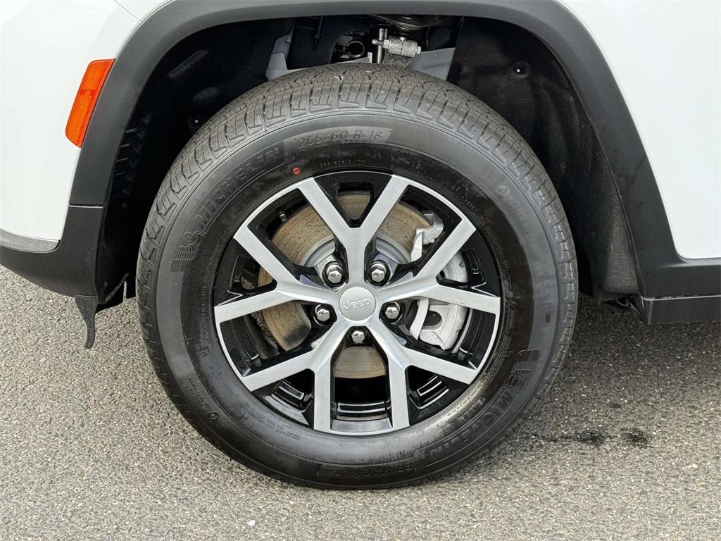 new 2025 Jeep Grand Cherokee L car, priced at $45,065