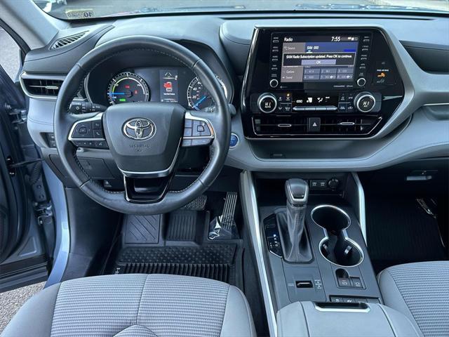 used 2021 Toyota Highlander Hybrid car, priced at $32,319