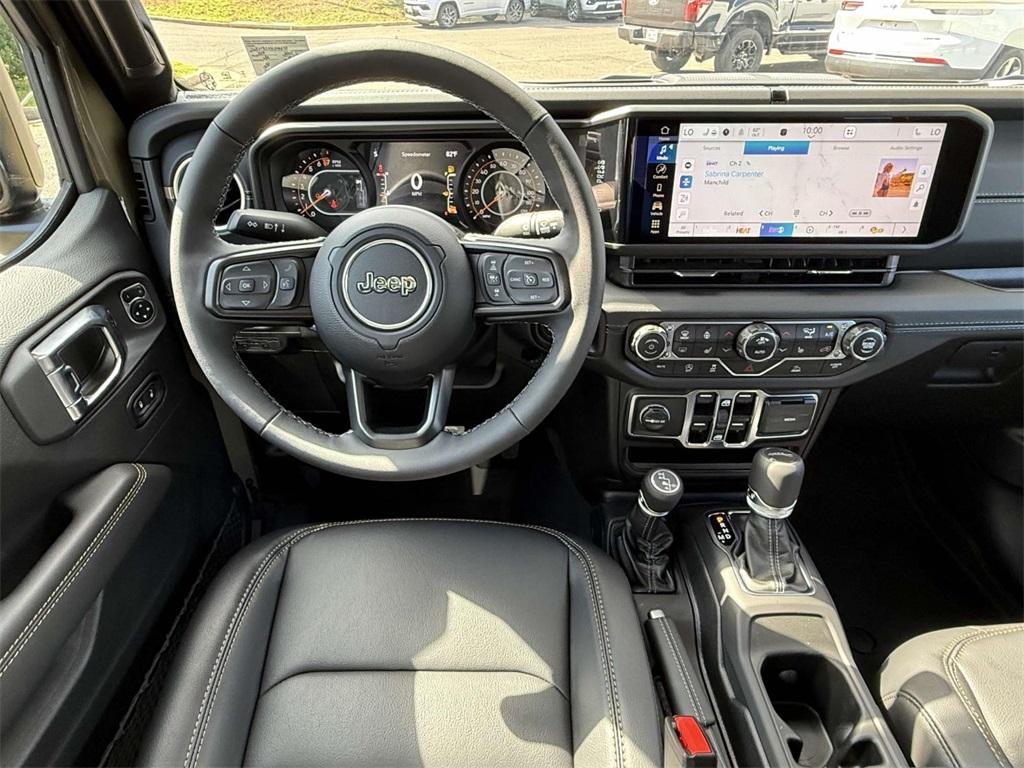 new 2025 Jeep Gladiator car, priced at $43,481