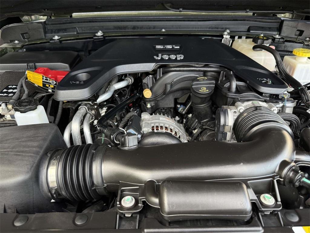 used 2021 Jeep Gladiator car, priced at $32,011