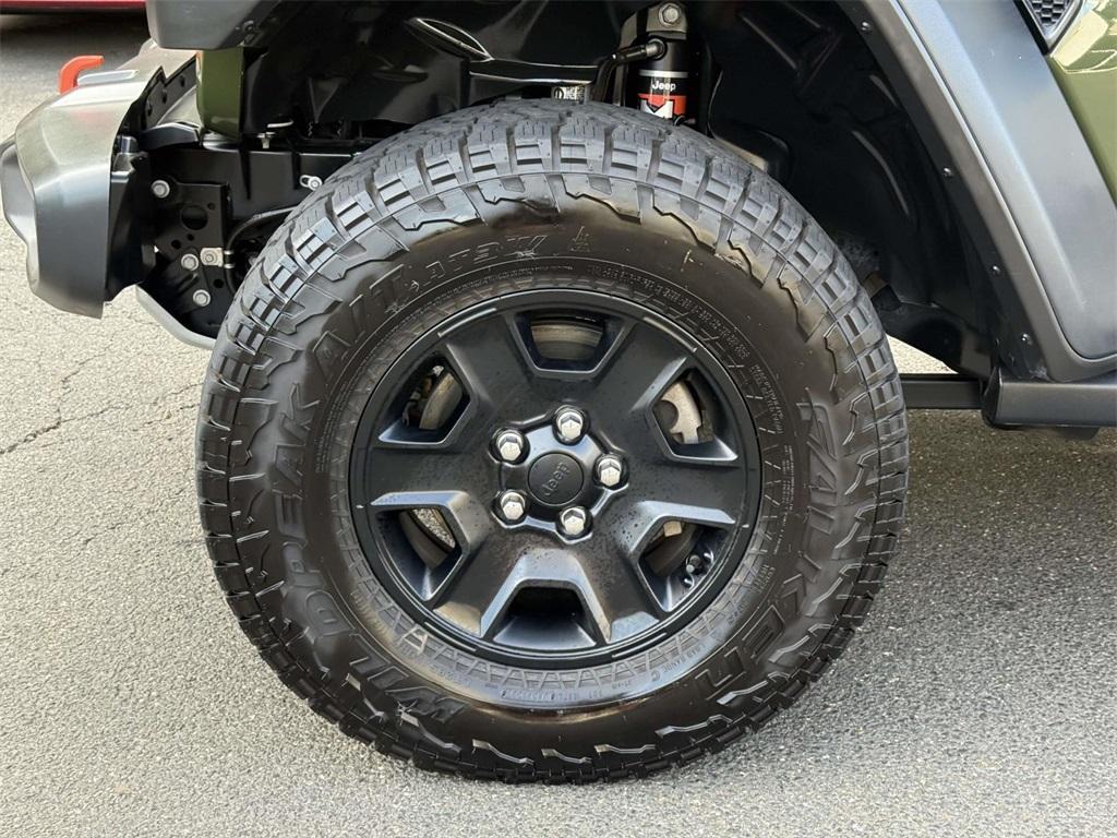 used 2021 Jeep Gladiator car, priced at $32,011