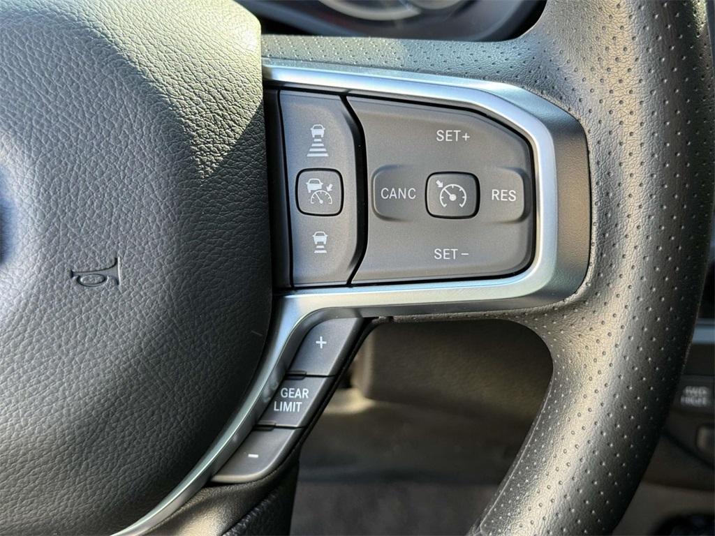 new 2025 Ram 1500 car