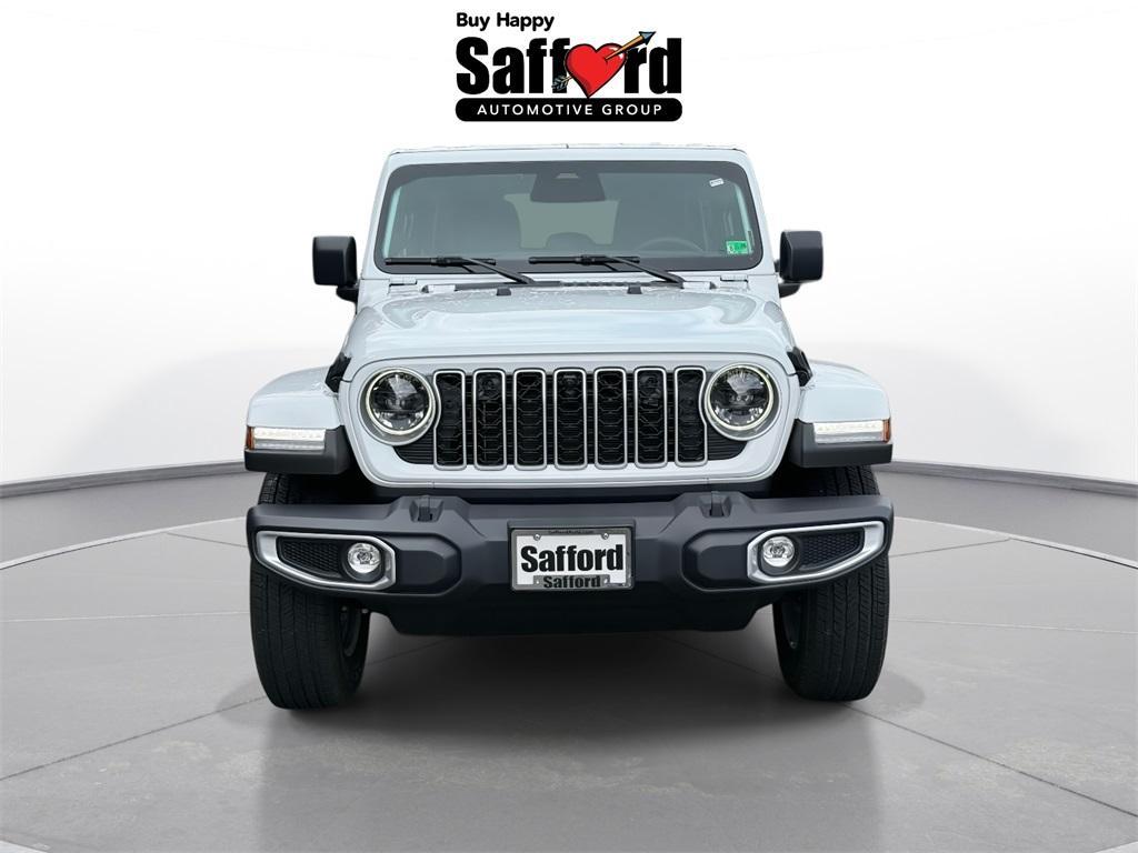 new 2025 Jeep Wrangler car, priced at $48,212
