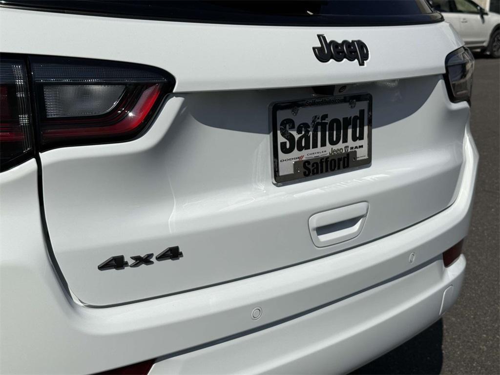 new 2025 Jeep Compass car, priced at $31,625