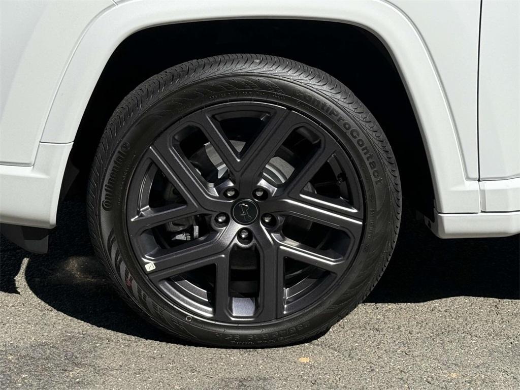 new 2025 Jeep Compass car, priced at $31,625