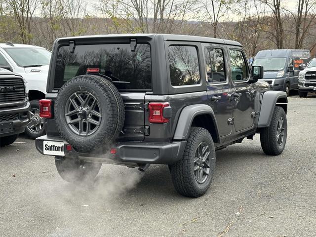 new 2025 Jeep Wrangler car, priced at $43,990