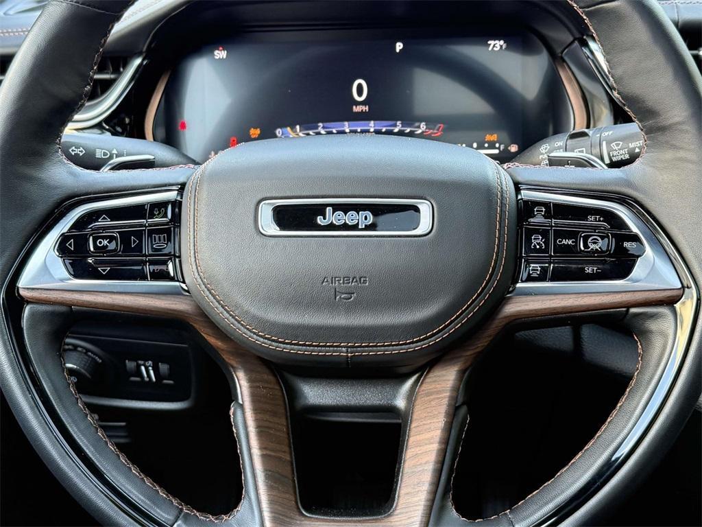 used 2022 Jeep Grand Cherokee car, priced at $40,000