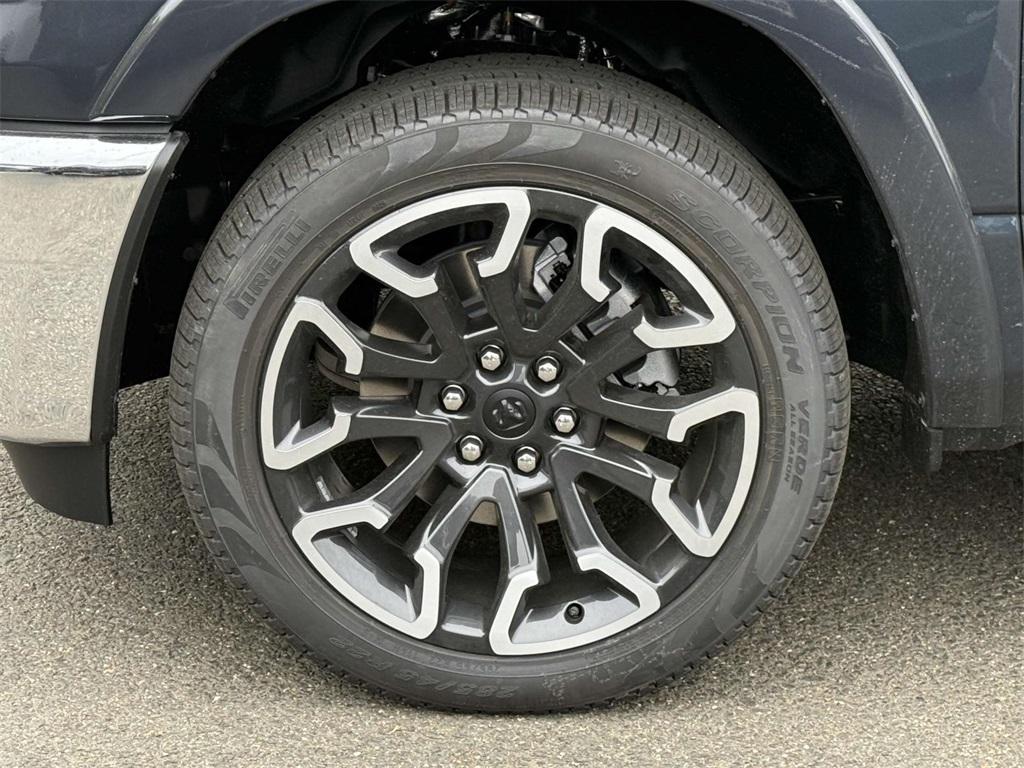 new 2025 Ram 1500 car, priced at $67,258