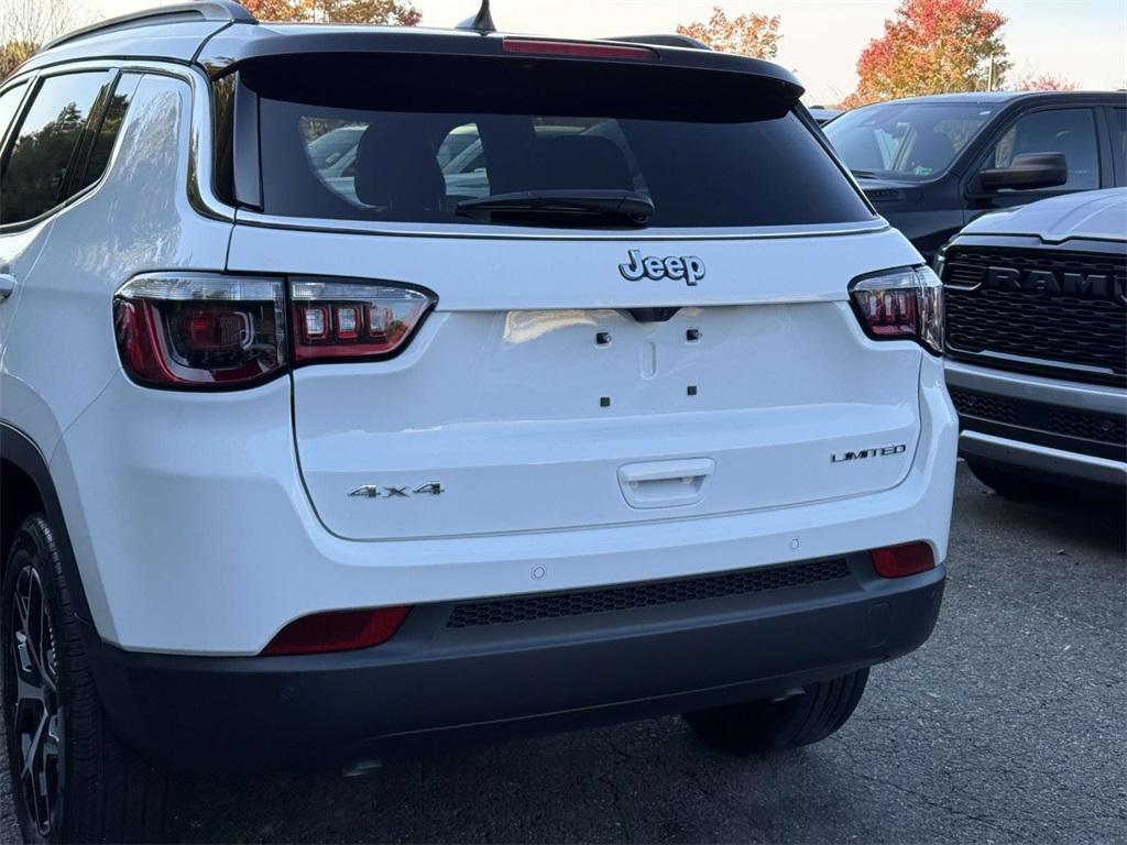 new 2026 Jeep Compass car, priced at $28,872