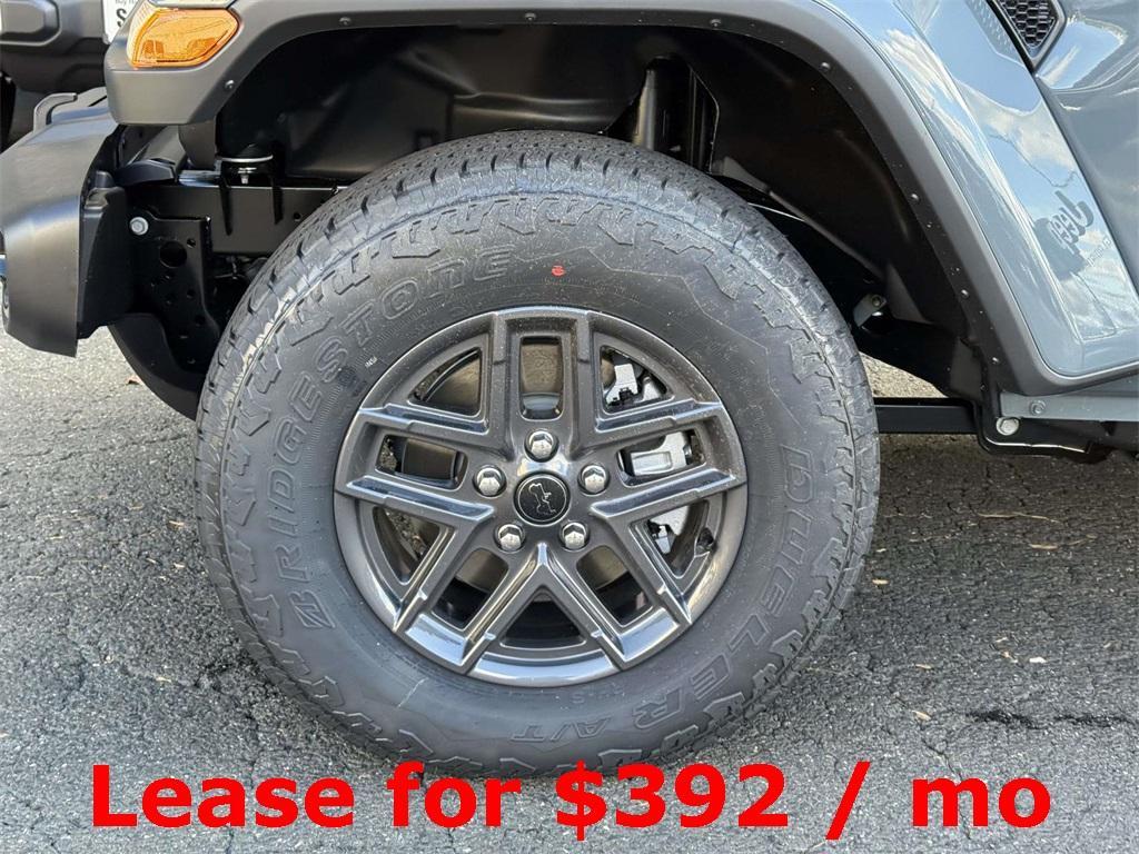 new 2026 Jeep Gladiator car, priced at $45,810