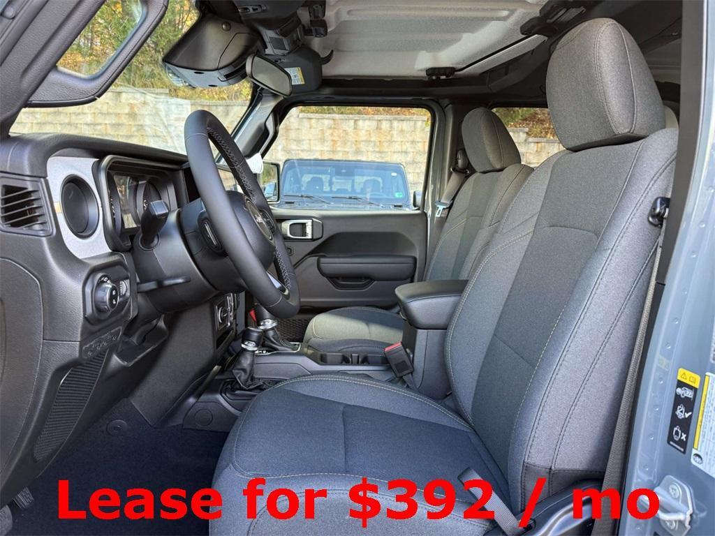 new 2026 Jeep Gladiator car, priced at $45,810