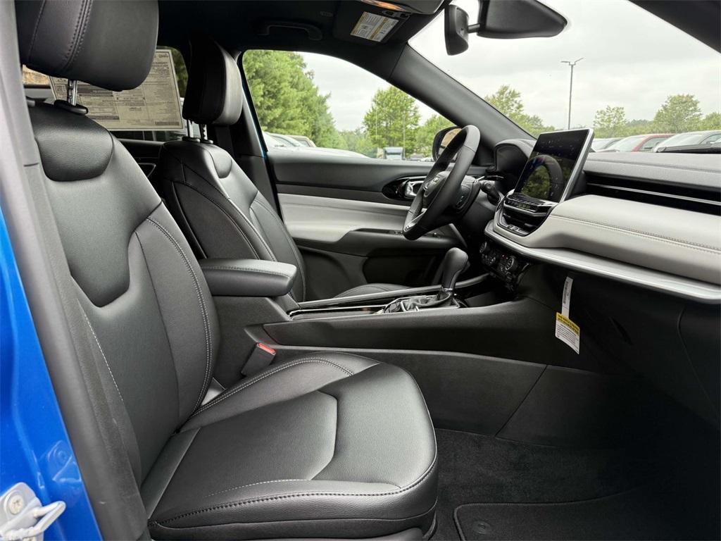 new 2025 Jeep Compass car, priced at $29,240