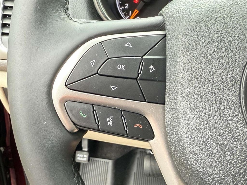 used 2018 Jeep Grand Cherokee car, priced at $17,392