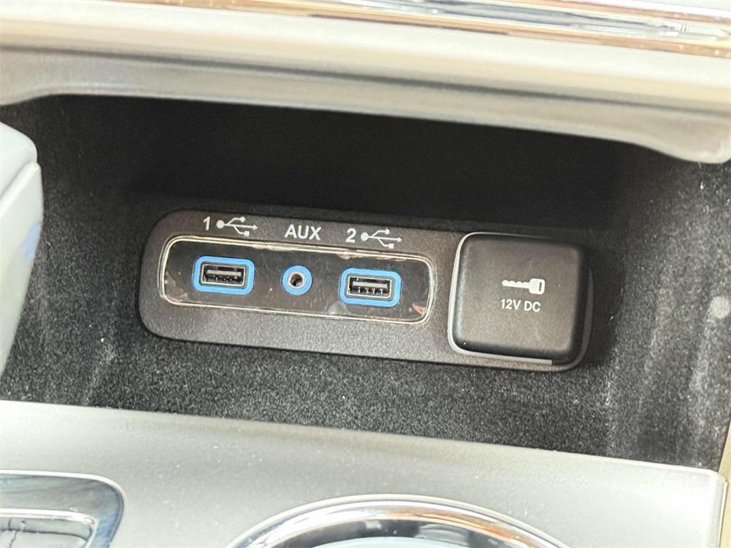 used 2018 Jeep Grand Cherokee car, priced at $17,392