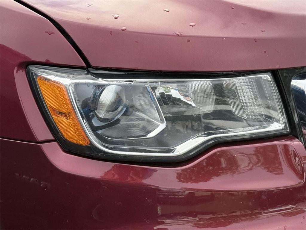 used 2018 Jeep Grand Cherokee car, priced at $17,392