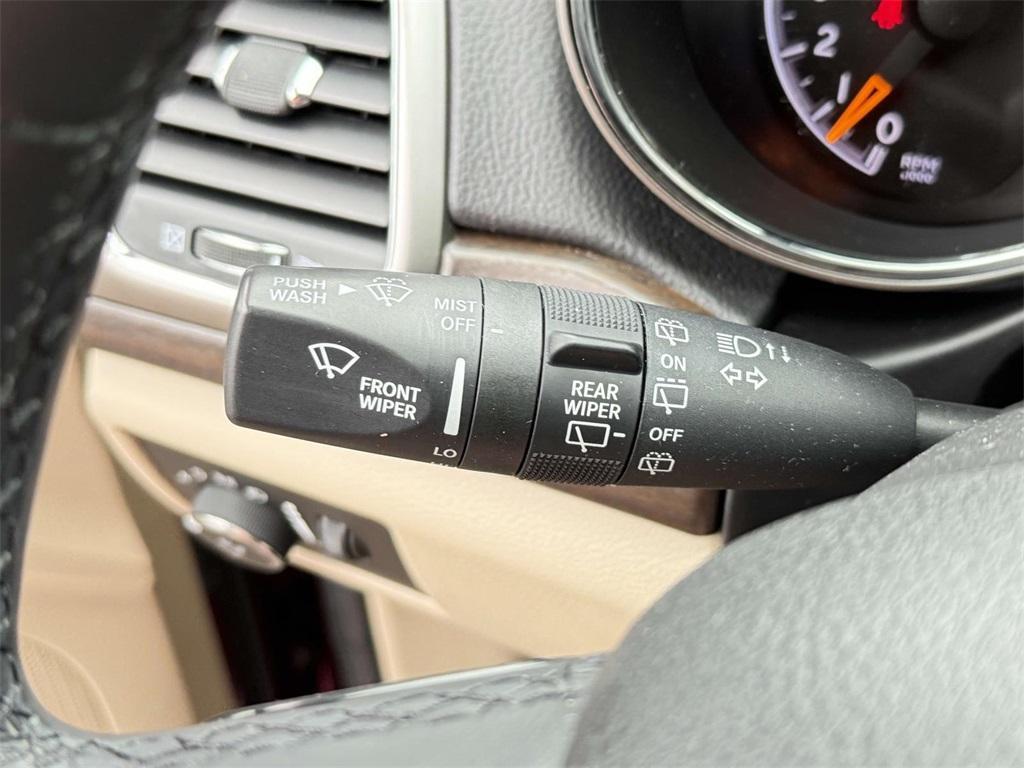 used 2018 Jeep Grand Cherokee car, priced at $17,392