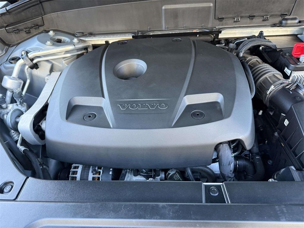 used 2020 Volvo XC90 car, priced at $25,000