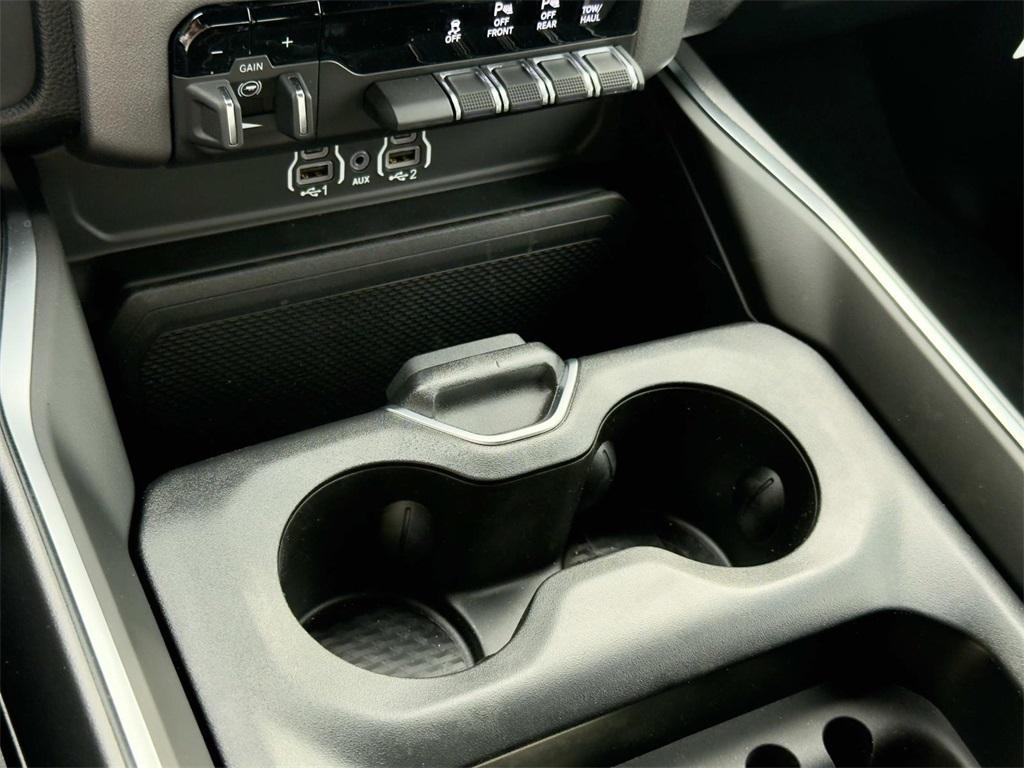 new 2025 Ram 1500 car, priced at $46,648