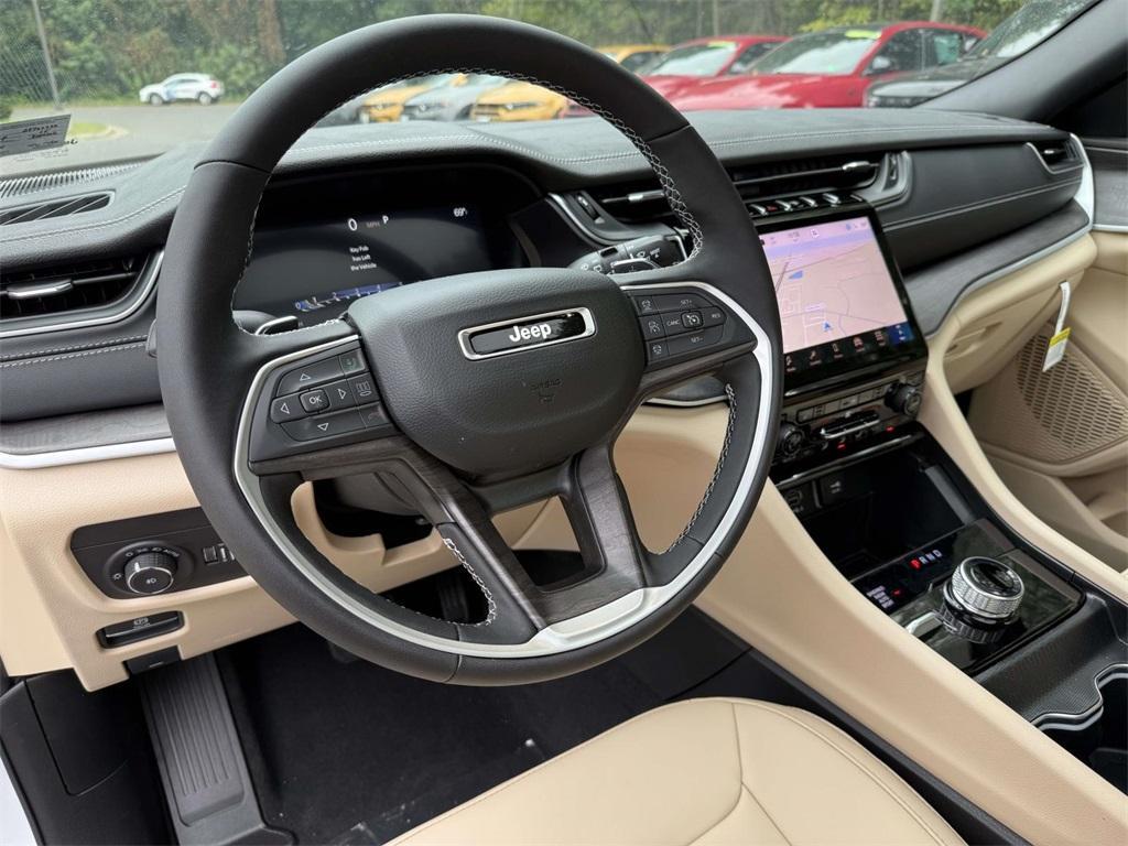 new 2025 Jeep Grand Cherokee L car, priced at $46,641