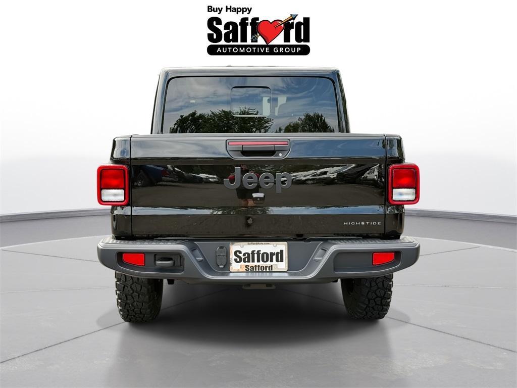 new 2025 Jeep Gladiator car, priced at $42,987