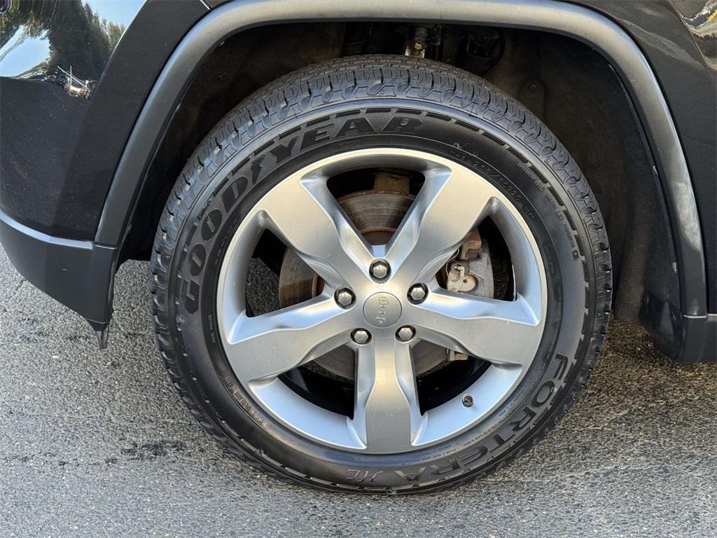 used 2012 Jeep Grand Cherokee car, priced at $7,500