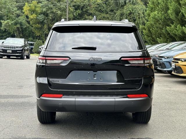 new 2024 Jeep Grand Cherokee L car, priced at $38,871