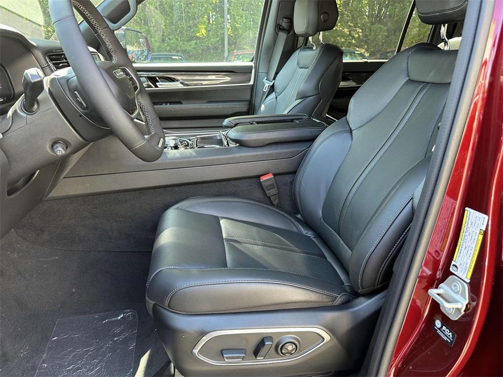 new 2024 Jeep Wagoneer car, priced at $59,438