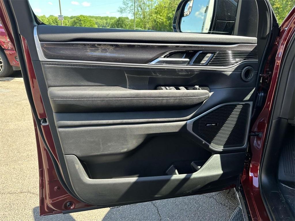 new 2024 Jeep Wagoneer car, priced at $59,438
