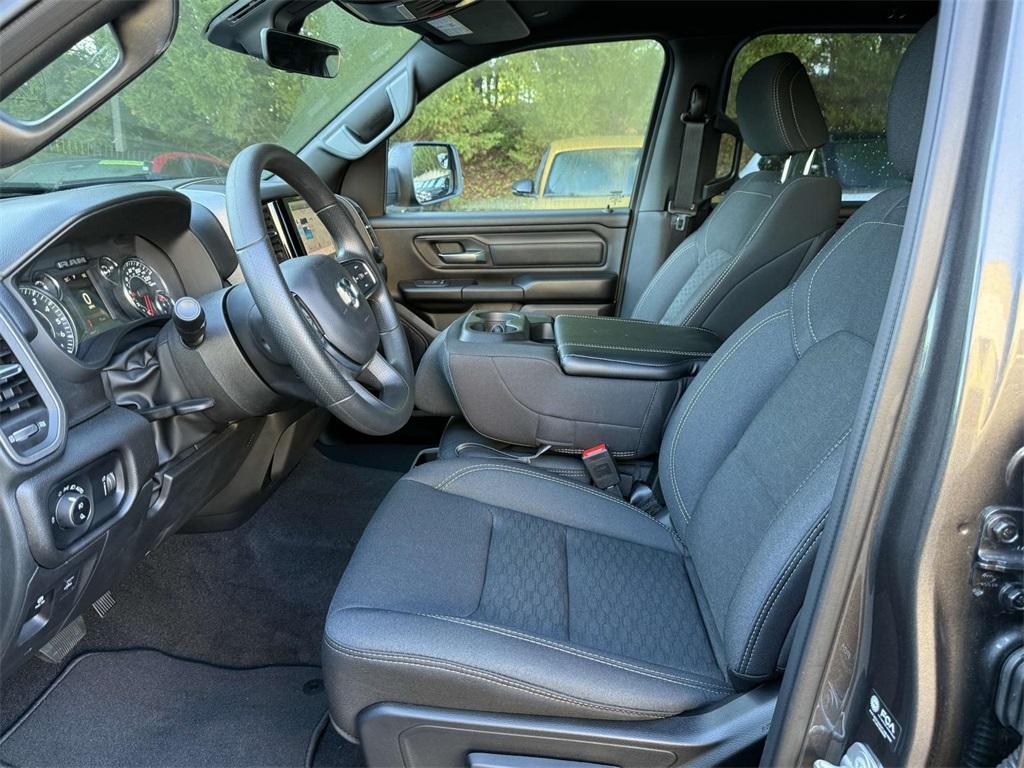new 2025 Ram 1500 car