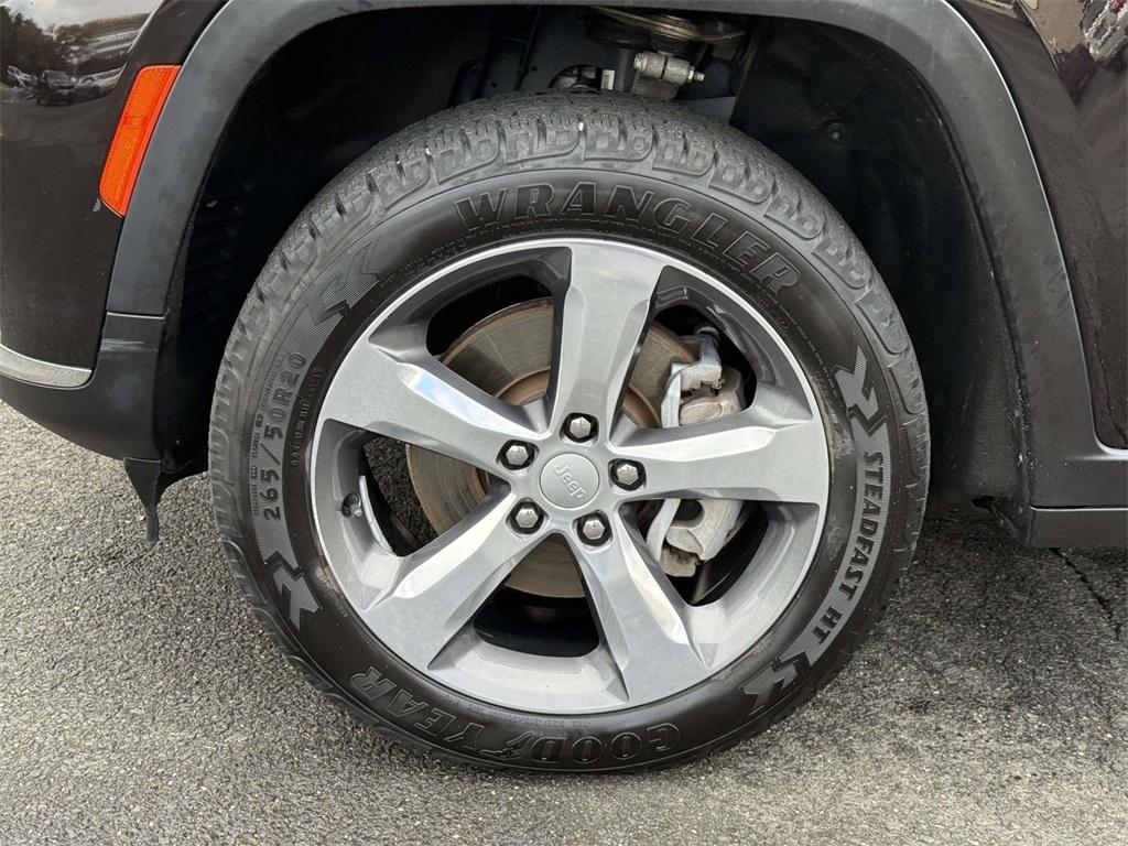 used 2022 Jeep Grand Cherokee L car, priced at $27,500