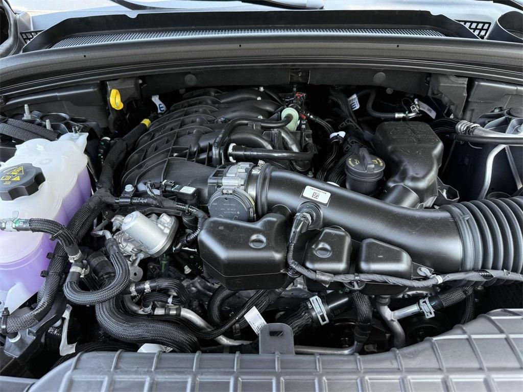 new 2025 Jeep Grand Cherokee car, priced at $37,103