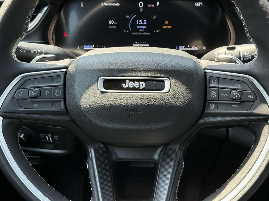 new 2025 Jeep Grand Cherokee car, priced at $37,103