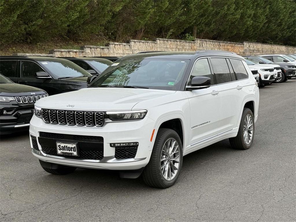 new 2025 Jeep Grand Cherokee L car, priced at $54,458