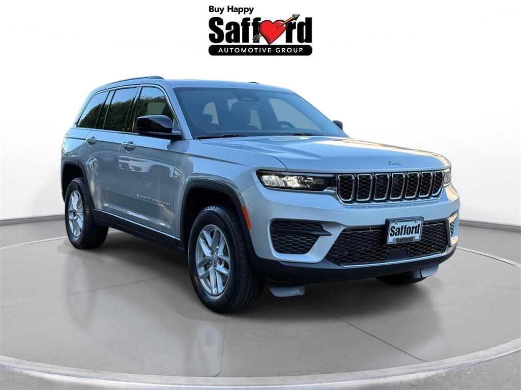 new 2025 Jeep Grand Cherokee car, priced at $37,153