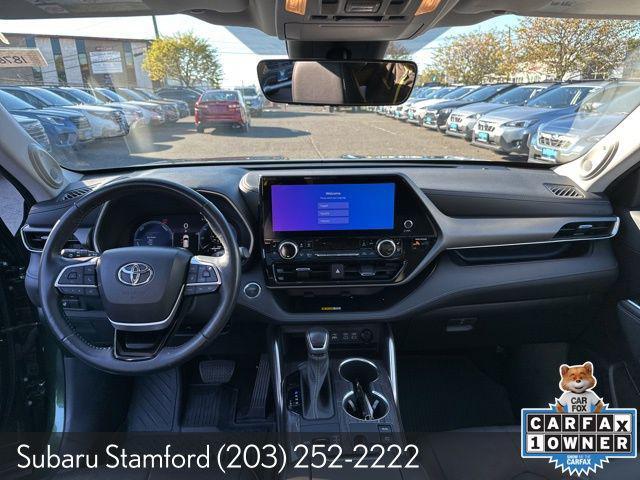 used 2023 Toyota Highlander Hybrid car, priced at $43,950