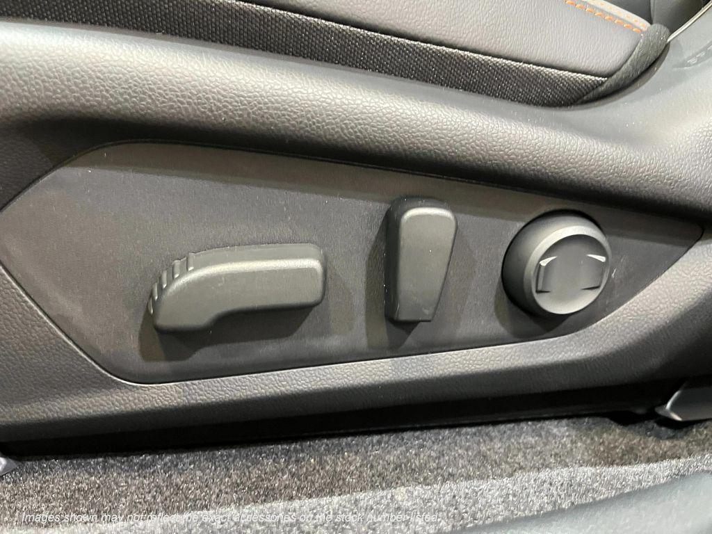 new 2025 Subaru Crosstrek car, priced at $33,917