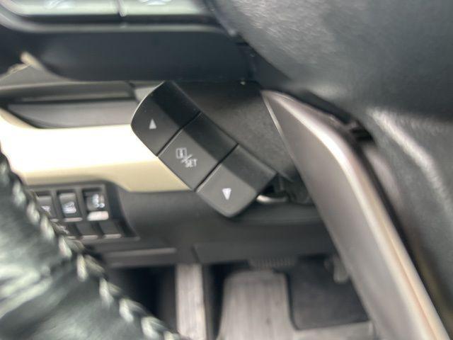 used 2022 Subaru Ascent car, priced at $30,998