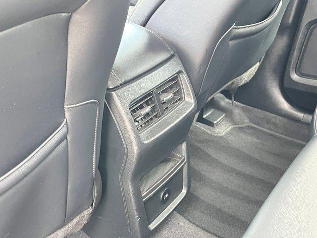 used 2024 Ford Edge car, priced at $26,019