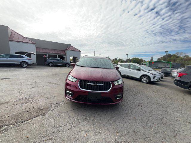 used 2022 Chrysler Pacifica car, priced at $20,252