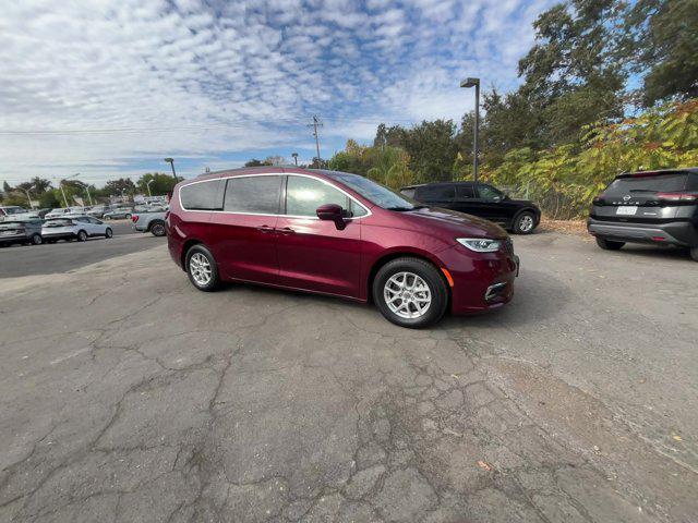 used 2022 Chrysler Pacifica car, priced at $20,252