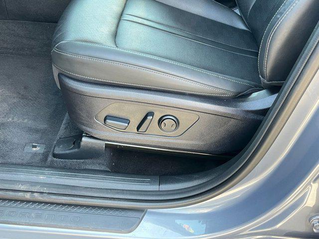 used 2024 Kia Sorento car, priced at $29,899