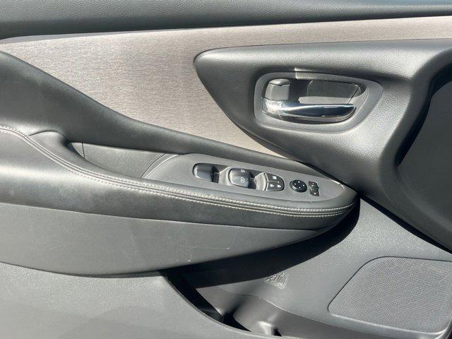 used 2023 Nissan Murano car, priced at $22,564